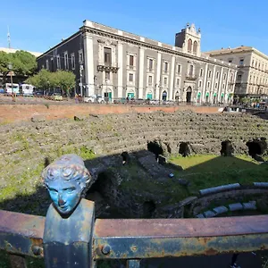 https://sicily-wonderful-piazza-stesicoro.catania-hotels.net